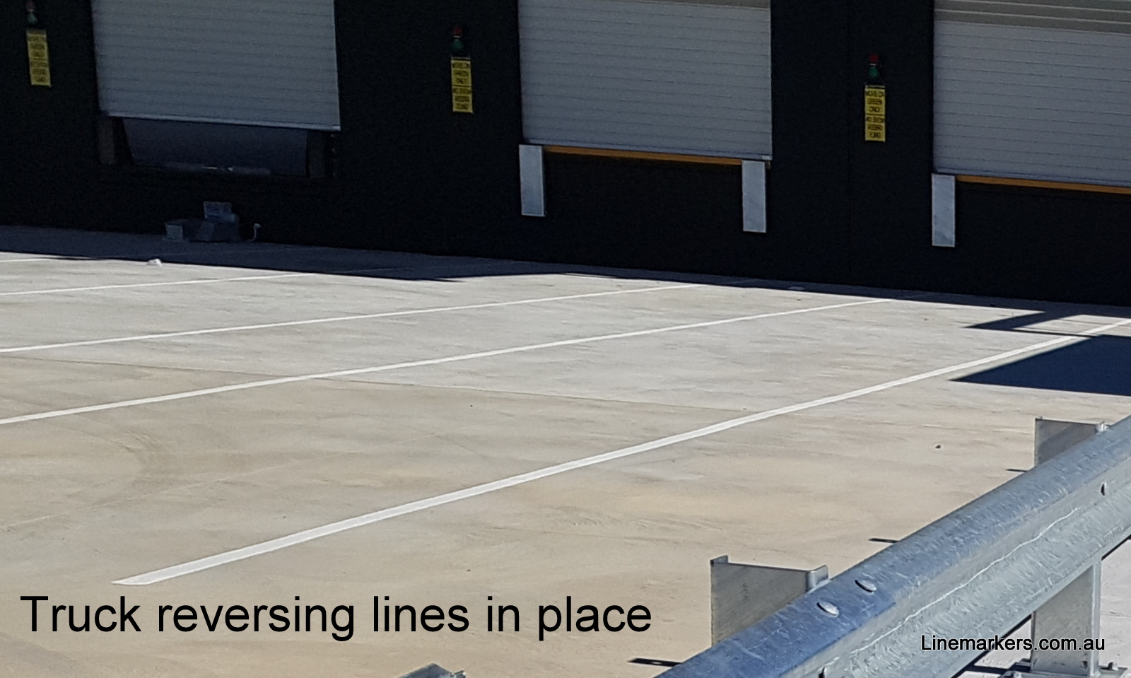Logistics Warehouse Truck Parking Post Line Marking